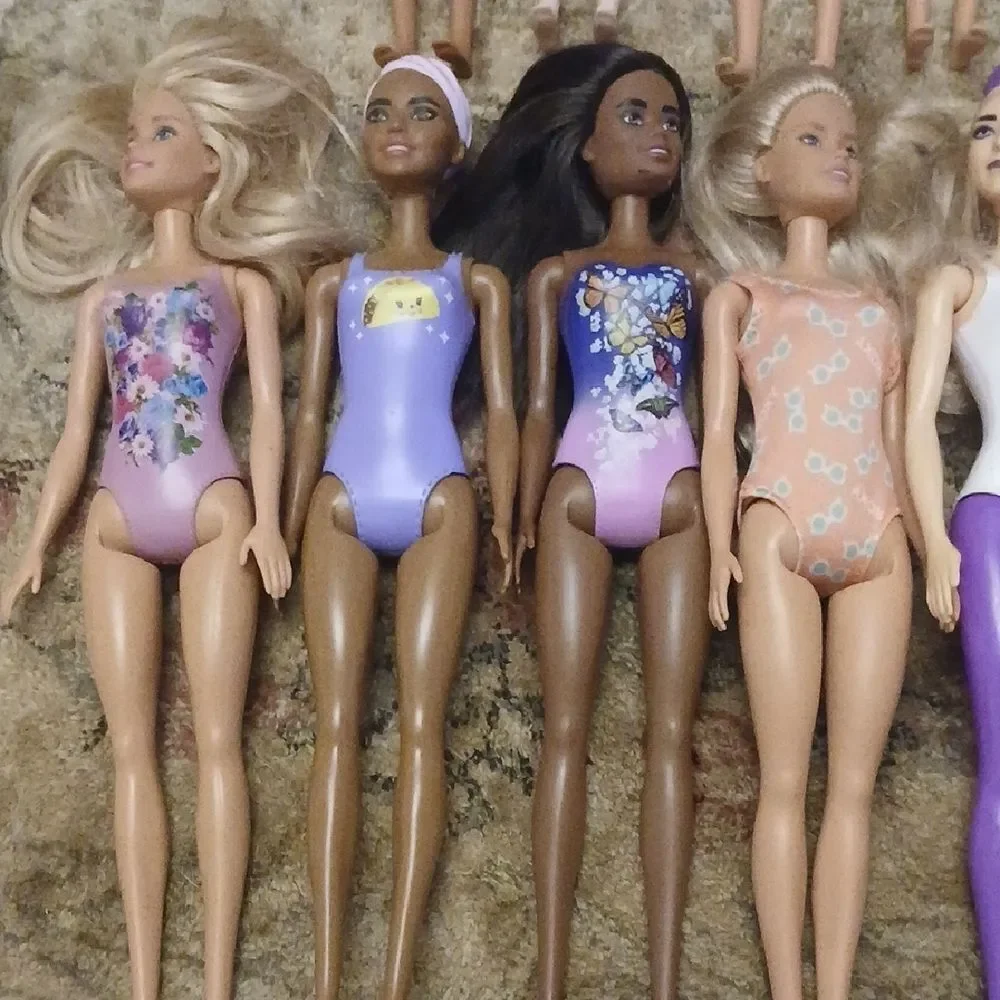 Barbie lot 14